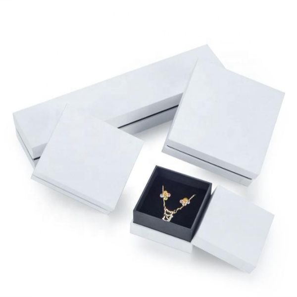 Wholesale Customized Package Cheap Paper Jewelry Box Kraft Paper