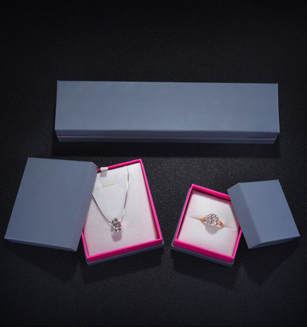 Wholesale Customized Package Touching Paper Jewelry Box