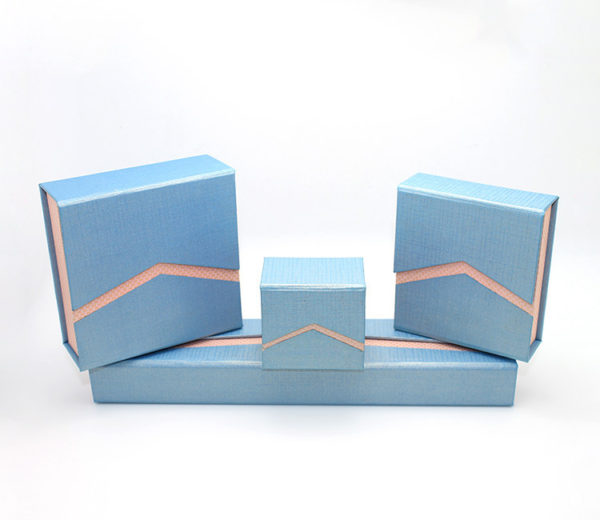 Wholesale Customized Package Printing Paper Jewelry Box Magnetic Closure Box