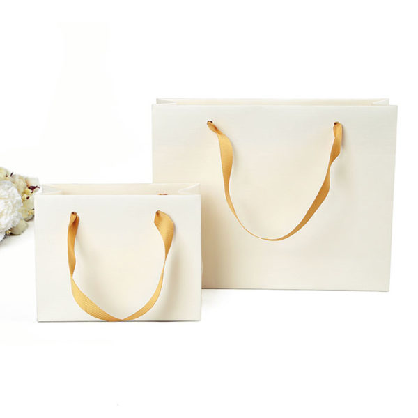 eco-friendly jewelry gift paper bag shopping luxury paper bag ribbon handle