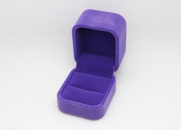 velvet plastic rounded angle jewelry box for ring bangle pendant bracelet necklace